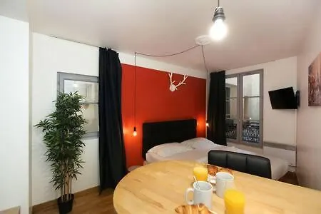 101 - Studio Confortable Avec Kitchenette Paris 5 - Flat-Guest 0*,  France